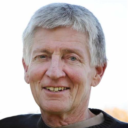 Dr. James Earl Beyer